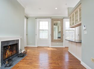 3241 N St NW, Washington, DC 20007