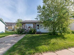 4743 N Barr Cres, Lloydminster, SK S9V 0L3