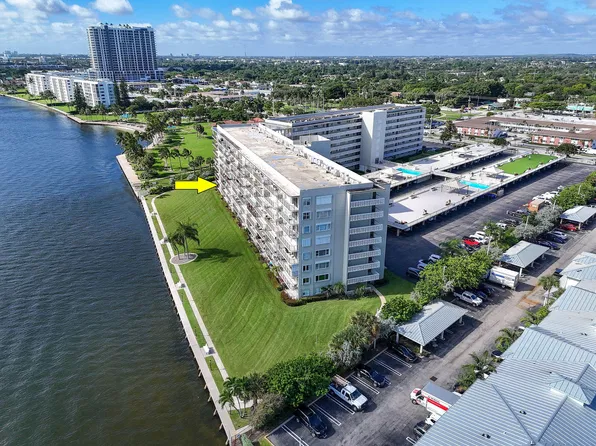 801 Lake Shore Drive #109, Lake Park, FL 33403