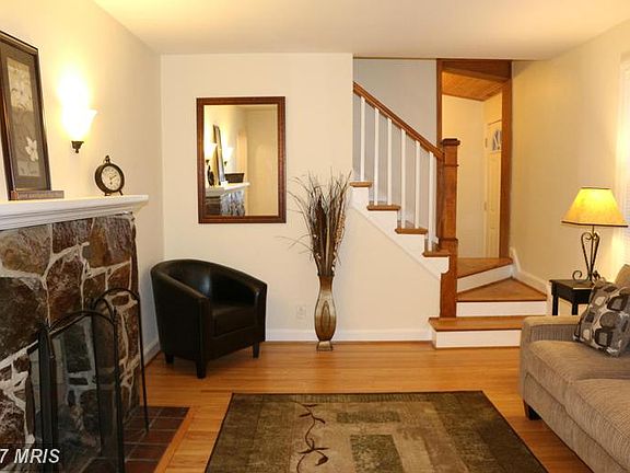 2nd image of 583 Dunn Irvin Dr