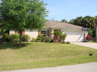 849 Manhattan St NW, Palm Bay, FL 32907