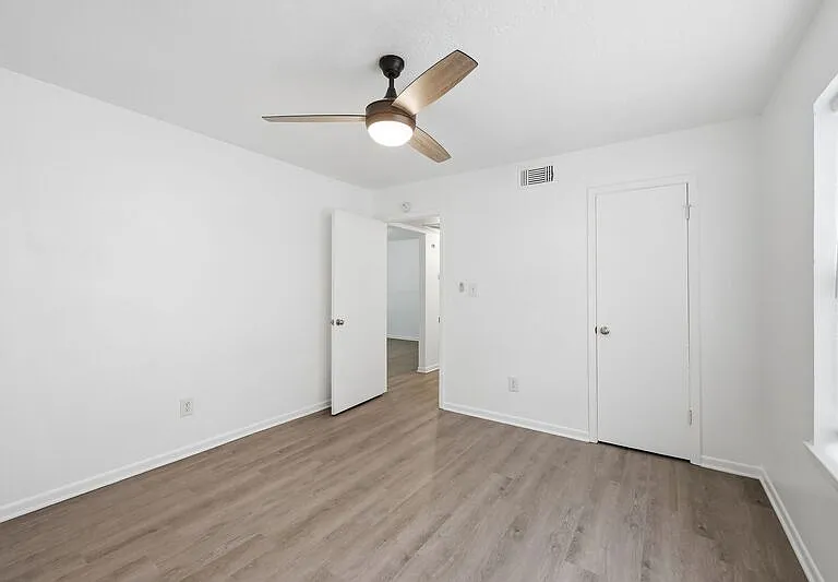 1410 S Elizabeth Ave #105 — Photo 20