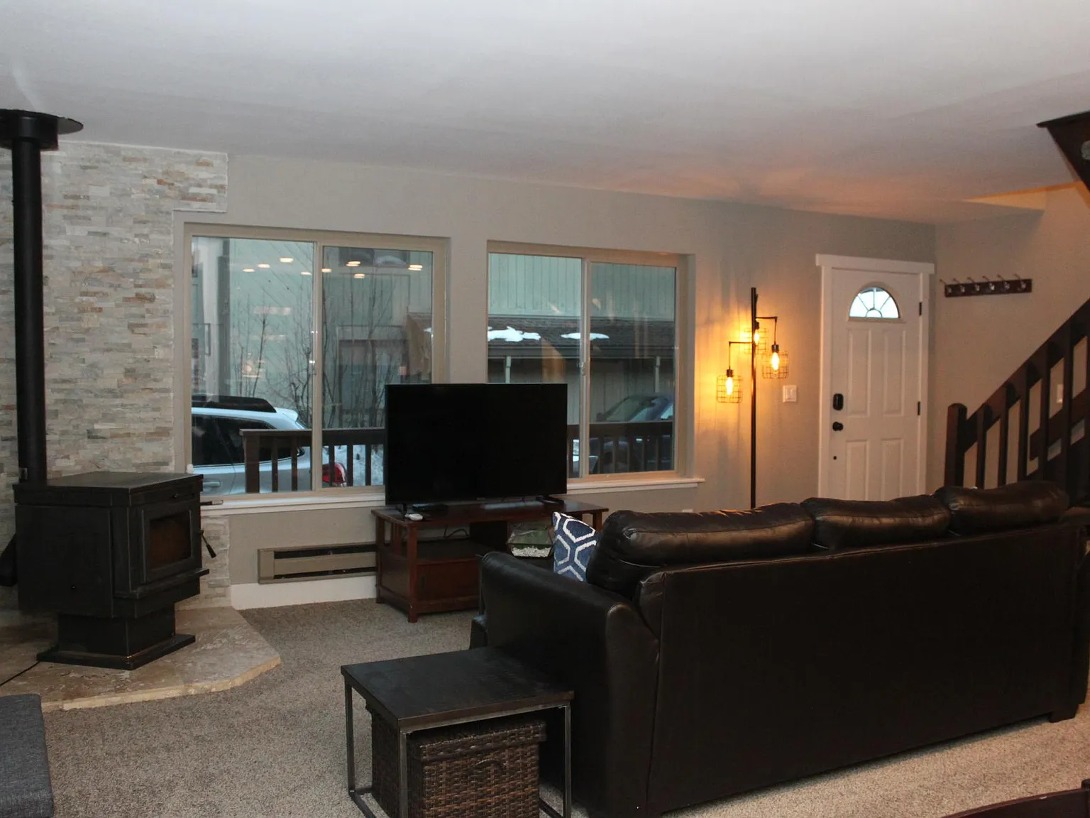 12841 Northwoods Bld — Photo 2