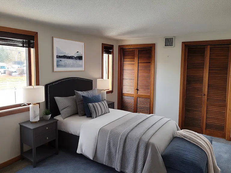 33 River Front Dr #9 — Photo 6