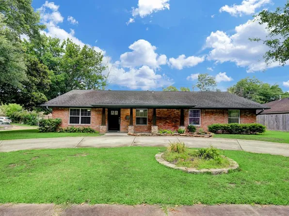 6103 Reamer Street, Houston, TX 77074