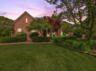 43452 Leelanau Dr, Sterling Heights, MI 48314