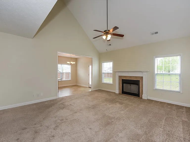 1448 Jeter Way — Photo 4