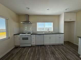 60717 Meliz, Landers, CA 92285