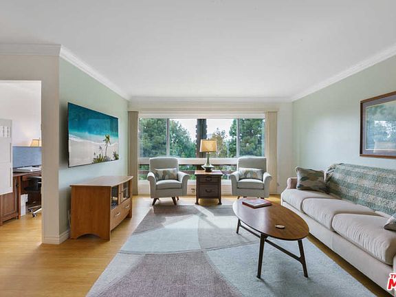 3rd image of 5625 Green Valley Cir APT 301