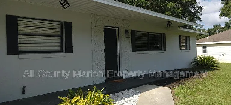 5360 SE 28th St — Photo 3
