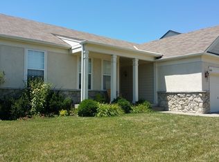5552 Lakeridge St, Shawnee, KS 66218