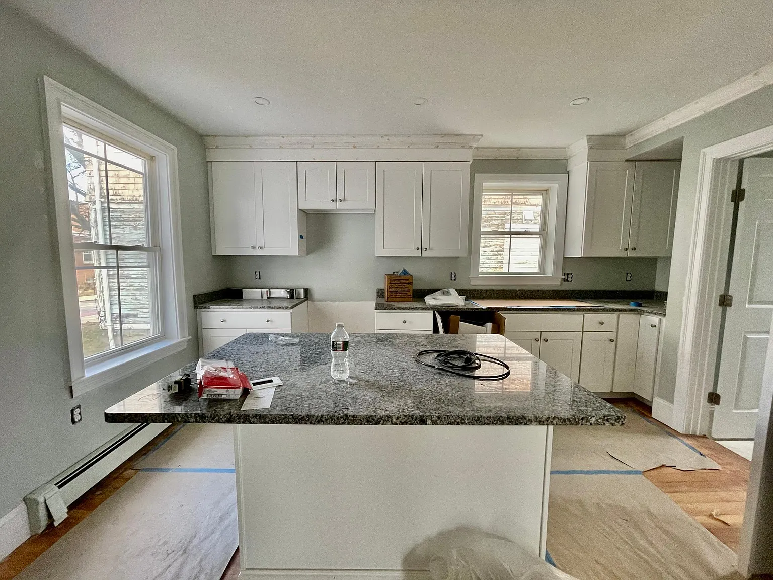 4 bed, 1.5 bath, $5,600 — Photo 3