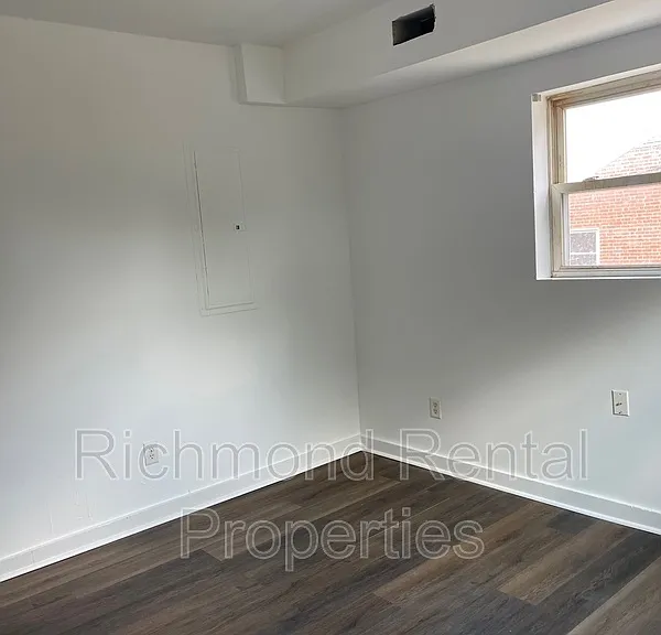 2908 E Clay St #1 — Photo 5