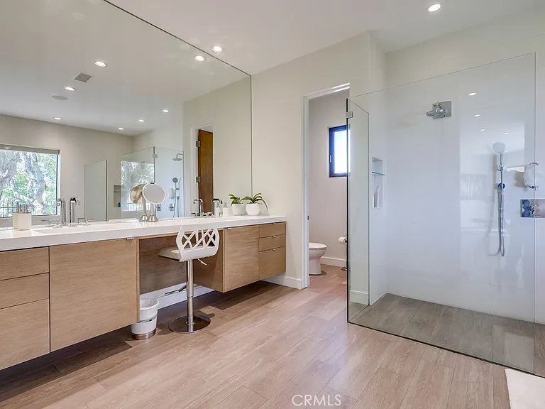 1725 Del Mar Ave — Photo 22