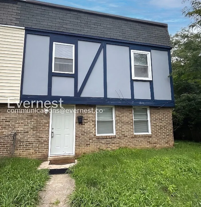 3355 Dill Ave