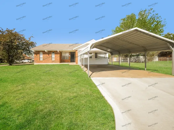 1001 NW 7th St, Moore, OK 73160