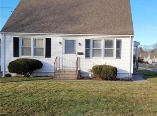 54 Berlin St, Southington, CT 06489