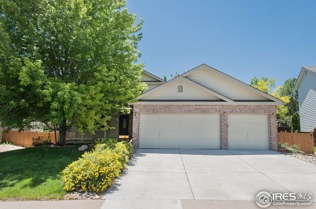3 Car Garage