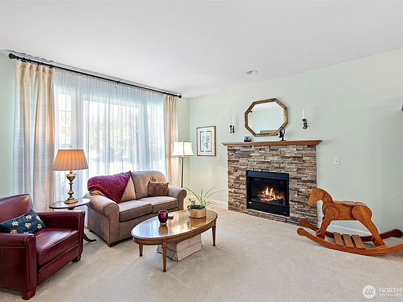 5th image of 7160 McCormick Woods Drive SW