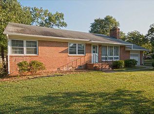 194 Colony Rd, Newport News, VA 23602