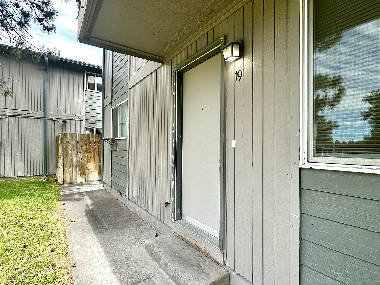 2 bed, 780 sqft, $1,495 — Photo 2