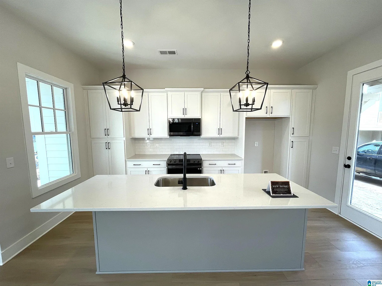2 bed, 2.5 bath, $2,275 — Photo 4