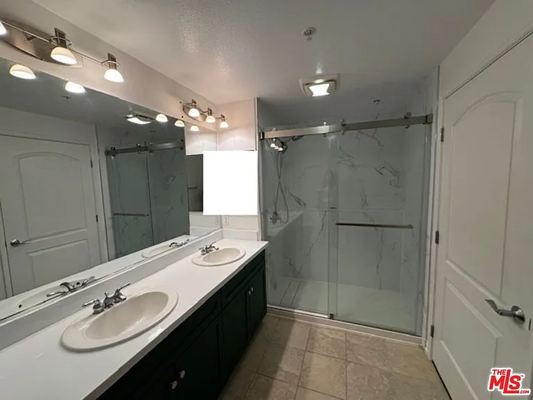 629 Traction Ave #103 — Photo 17