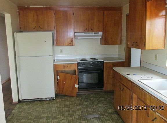 2nd image of 6837 S Lawrence St