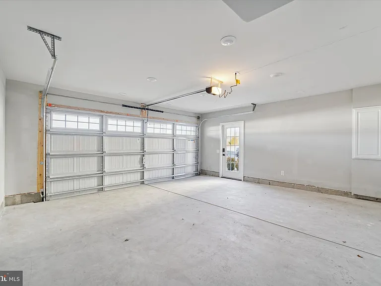 122 Arcadia Way — Photo 23