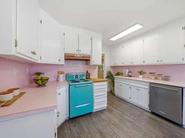 22389 Moyers St, Castro Valley, CA 94546