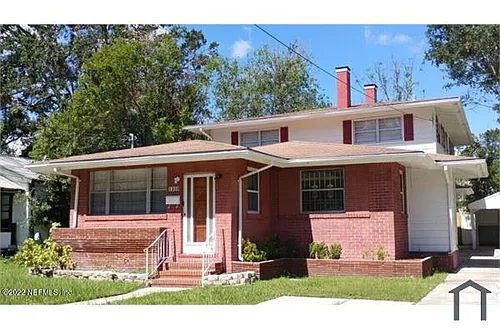 1359 W 31st St Photo 1