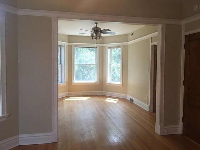 1st image of 1466 W Summerdale Ave #02