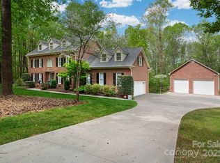2306 Beechwood Dr, Waxhaw, NC 28173