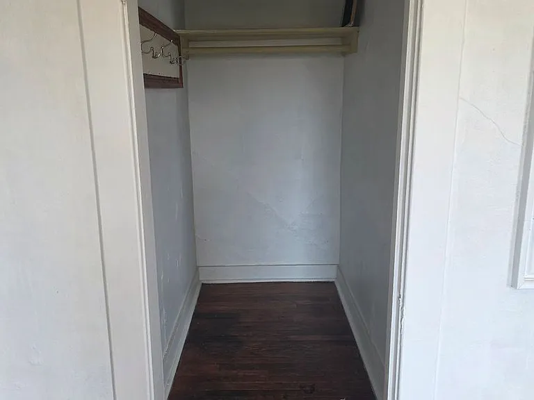 536 E Center St — Photo 6