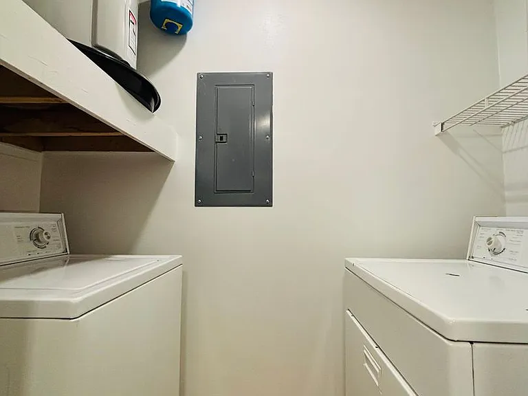 927AB - 410 Houston St. - DM — Photo 5
