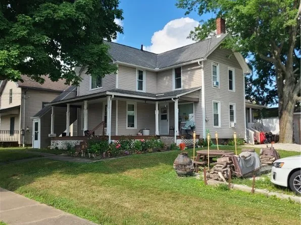 305 S Lyman St, Wadsworth, OH 44281