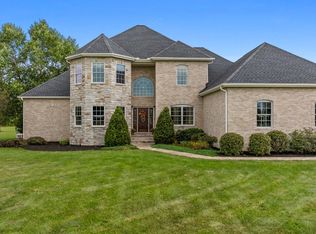 8535 Neuburger Rd, Fairview, PA 16415