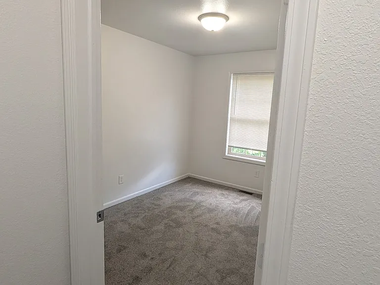 533 Thomas St #537 — Photo 11