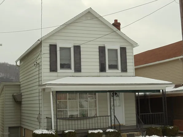 112 E Columbus Ave, Nesquehoning, PA 18240