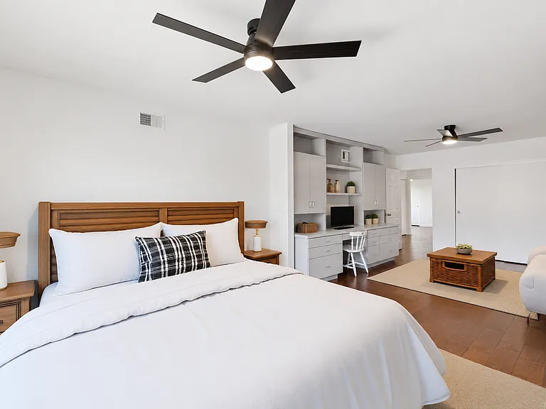 4215 Balcony Dr — Photo 40