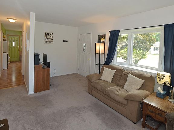 4th image of 3427 Silver Hills Ave