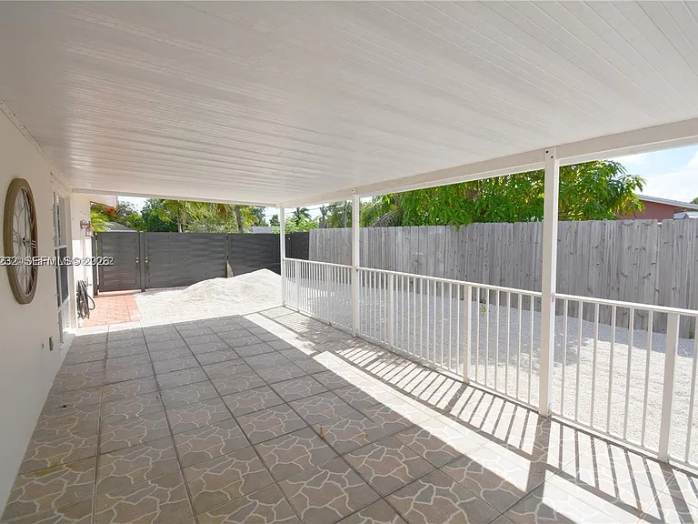 10301 SW 199th St — Photo 12
