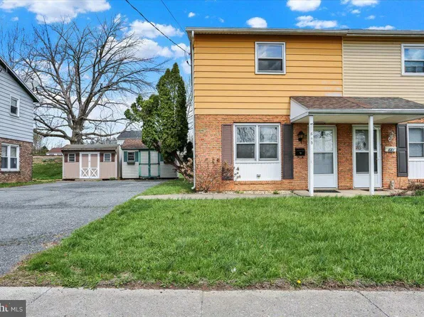 643 Water St, Shoemakersville, PA 19555