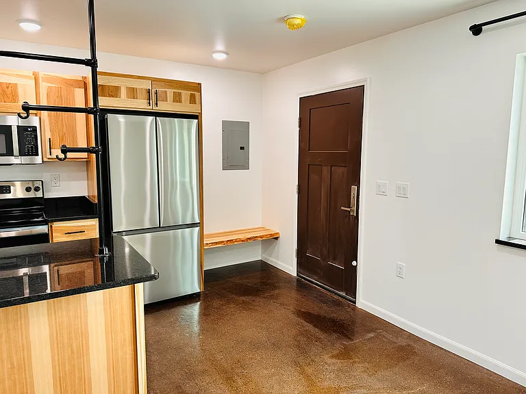 1152 Downwind Dr #1 — Photo 9