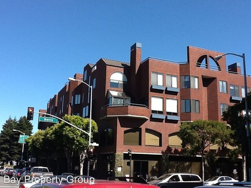 1st image of 640 Davis St Unit 5