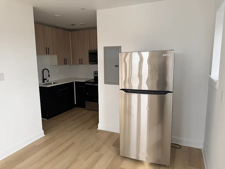 4126 Parkside Ave #4R — Photo 4