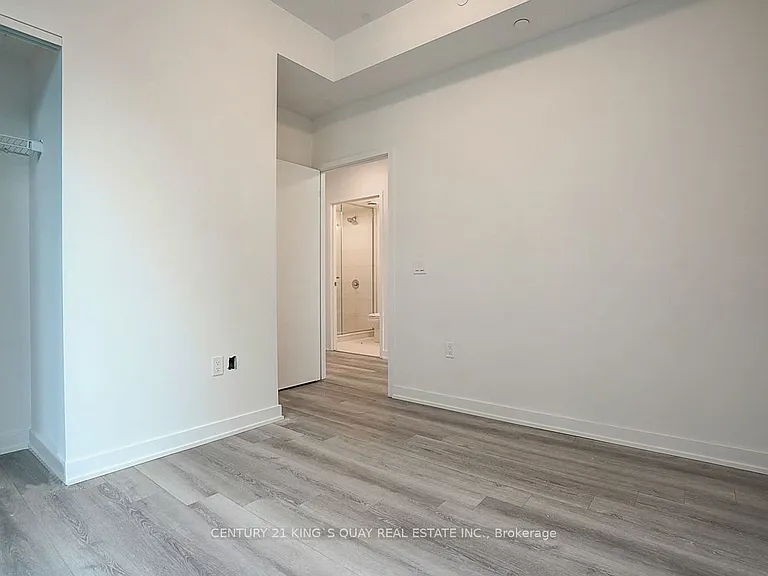 121 Saint Patrick St #722 — Photo 29