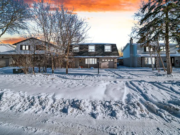 61 Vanier Dr, Guelph, ON N1G 2K9