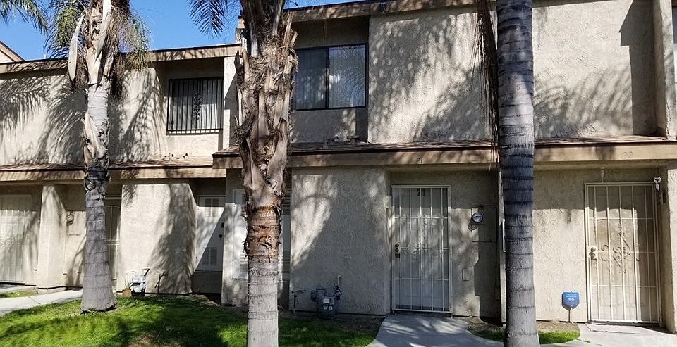 2nd image of 936 E Fairway Dr #21