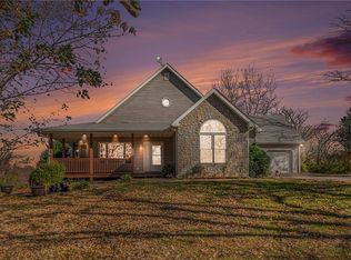 5491 SW County Line Rd, Trimble, MO 64492